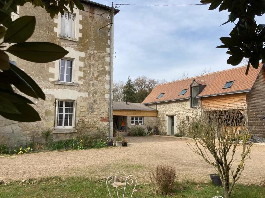 Le Gite De Moquesouris Nazelles-Negron Exterior photo